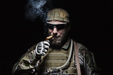 Bize ordu yasaktır asker