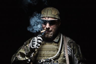 Bize ordu yasaktır asker