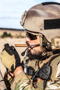 Bize ordu yasaktır asker