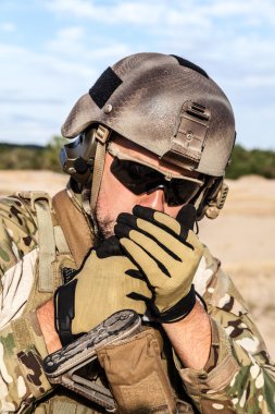 Bize ordu yasaktır asker