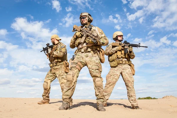 Soldados del Grupo de Fuerzas Especiales del Ejército — Foto de Stock