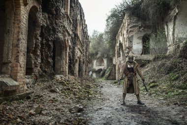 Nükleer kıyameti kurtulan