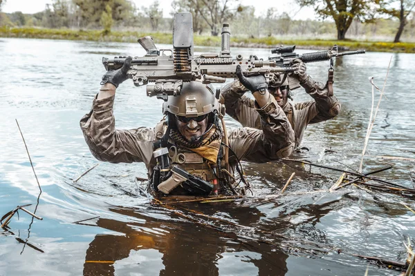 Green Berets soldiers in action — Stock Photo, Image