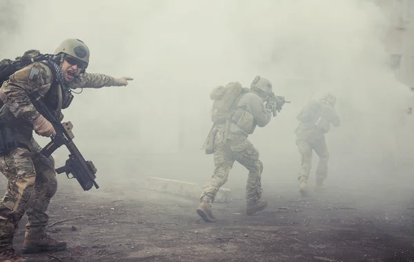 Rangers del Ejército de los Estados Unidos en acción — Foto de Stock