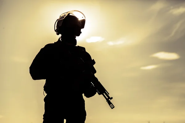 Silhouette of soldier — Stock Photo, Image