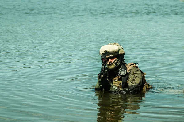 Spezialkräfte im Wasser — Stockfoto