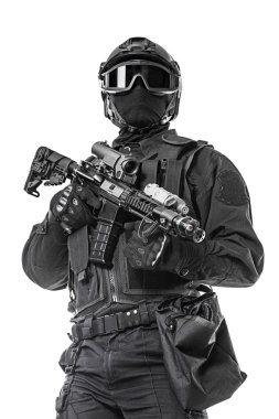 Polis memuru Swat
