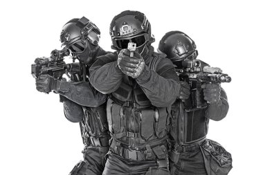 SWAT elemanları