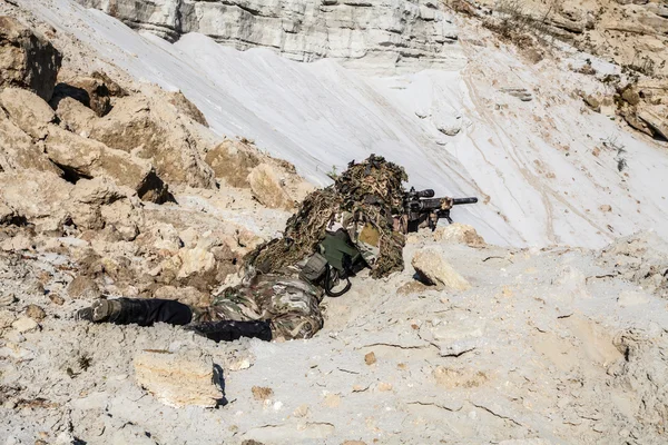 Ranger do exército nas montanhas — Fotografia de Stock