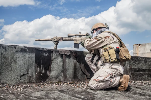 Navy SEAL in action — Stock Photo, Image