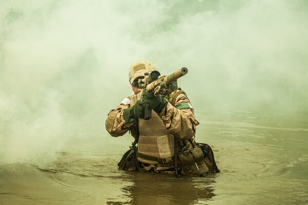 Переход через реку
