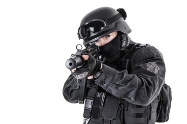 SWAT polis memuru