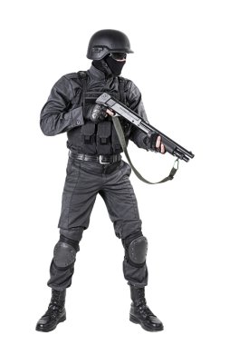 av tüfeği ile polis memuru