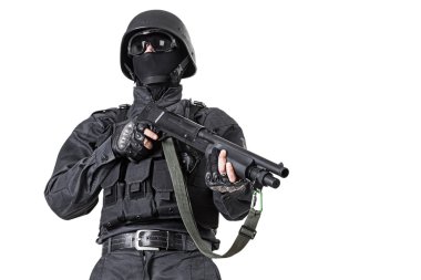 av tüfeği ile polis memuru