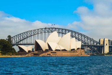 5 Ocak 2019 Sydney, New South Wales, Avustralya 'da bulunan Sydney Harbour' da çok katlı bir sahne sanatları merkezi. 28 Haziran 2007 'de UNESCO Dünya Mirasları Listesi haline geldi..