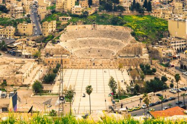 Ürdün 'ün başkenti Amman' daki Roma Tiyatrosu 'nun havadan görünüşü