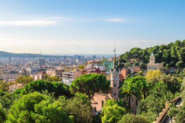 Park Guell, Barselona, Katalonya, İspanya 'daki La Salut mahallesindeki bir park ve bahçe kompleksi.