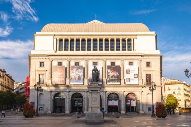 4 Kasım 2025: The Teatro Real, İspanya 'nın başkenti Madrid' de bulunan Plaza de Oriente 'de yer alan Royal Opera Binası' dır. Temel atma töreni 23 Nisan 1818 'de yapıldı ve resmi olarak 1850' de açıldı..
