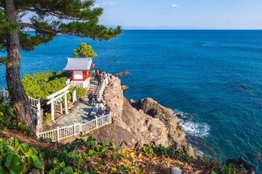 Katsurahama Sahili 'ndeki Katsurahama Ryuogu Tapınağı, Kochi Şehri, Shikoku, Japonya