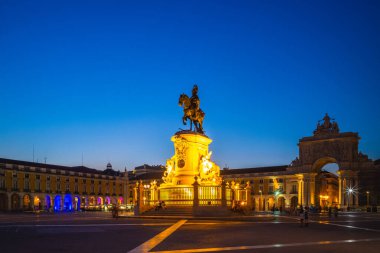 Portekiz, Lizbon 'da Gece Ticaret Meydanı