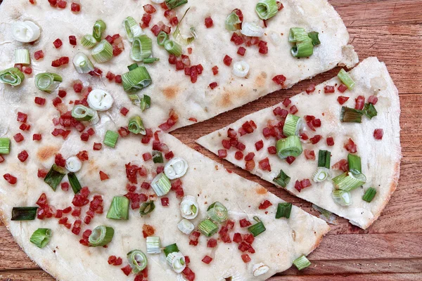 Onion cake with bacon — Stock Photo, Image