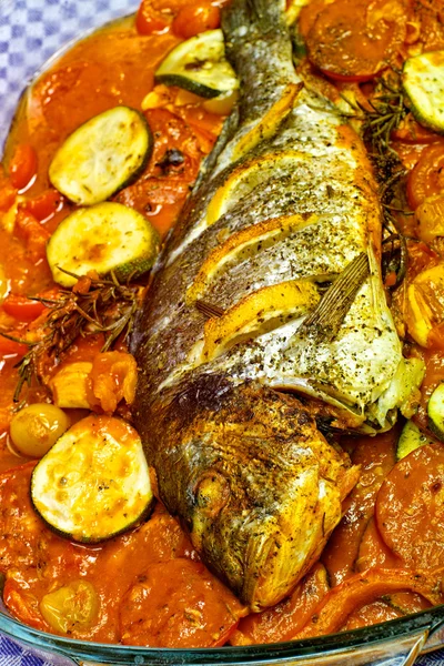 Sea bream Tuscan style — Stock Photo, Image