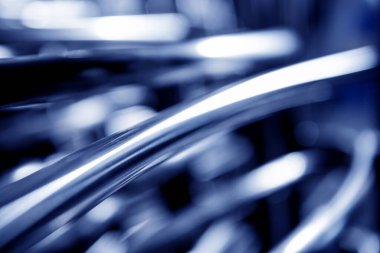 Metal boru inşaatının endüstriyel arka planı.