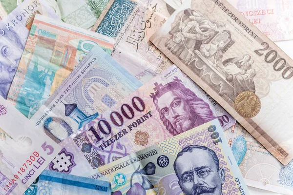 Hintergrund des Papiergeldes der verschiedenen Länder — Stockfoto