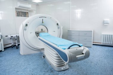 Modern tıp merkezinde bilgisayar tomografi teşhisi