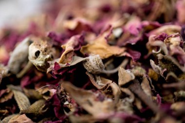 Doğal kuru gül bitkisel çayının makro dokusu