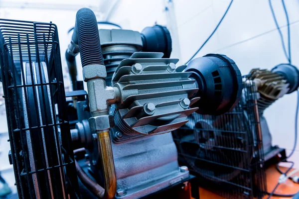 Ventilatore aria condizionata industriale in metallo. HVAC. Ventilazione sfondo ventilatore — Foto Stock