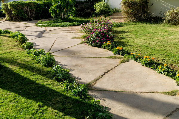 Роскошный ландшафтный дизайн Летнего сада