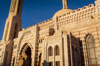 Büyük İslam dininin küçük ayrıntıları