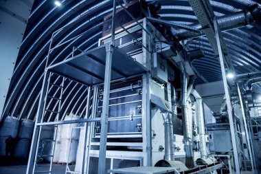 Güneş çekirdeğini soymak ve kızartmak için modern ekipman