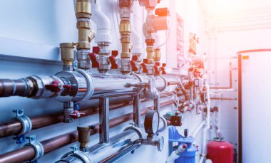 Modern ısıtma sistemi için kazan dairesi ekipmanı