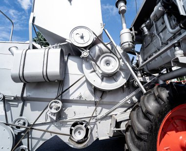 Yeni modern tarım makineleri ve ekipman ayrıntıları