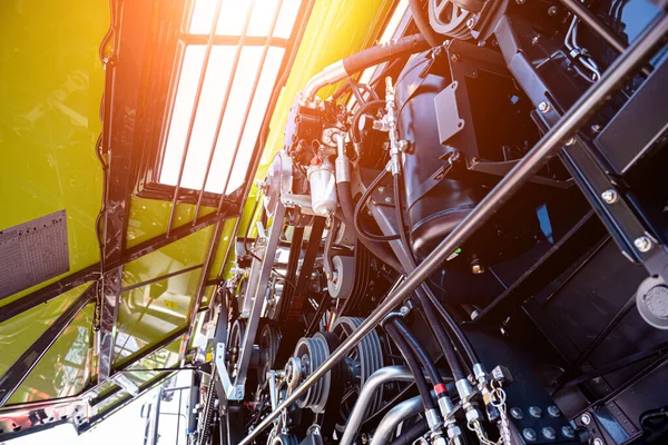 Nieuwe moderne landbouwmachines en -uitrusting — Stockfoto