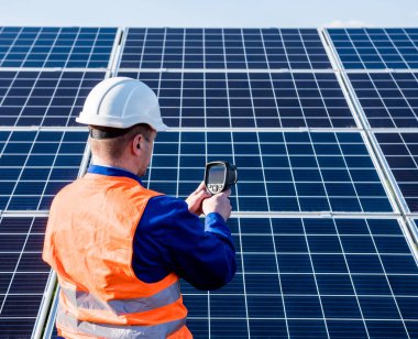 Termal görüntüleme kamerası kullanarak fotovoltaik modüllerin incelenmesi