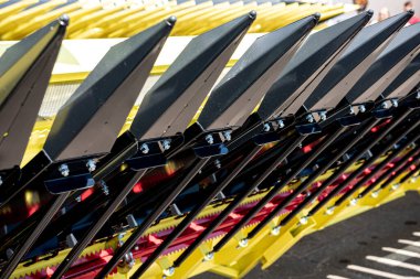 Yeni modern tarım makineleri ve ekipman ayrıntıları