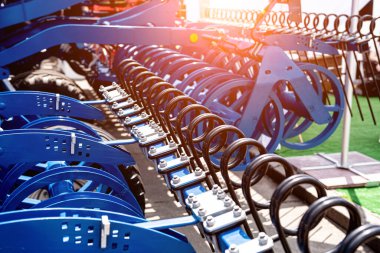 Yeni modern tarım makineleri ve ekipman ayrıntıları