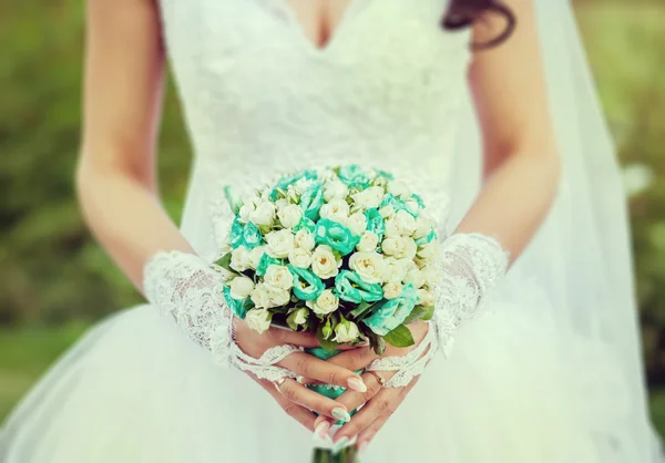 Svatební kytice. Nevěsta — Stock fotografie
