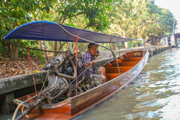 Floating market  in Thailand. — Stock Photo, Image