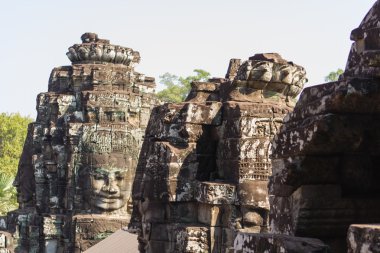 angkor bayon tapınak kuleleri kafasına taş thom, cambodia