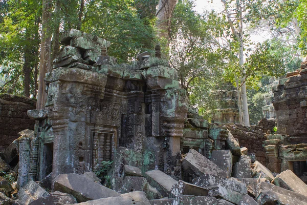 Angkor wat chrám v Kambodži. — Stock fotografie