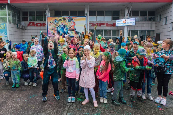 Novokuznetsk Região Kemerovo Rússia Junho 2021 Crianças Com Rostos Coloridos — Fotografia de Stock