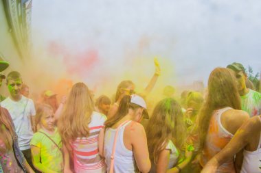 renk Festivali.