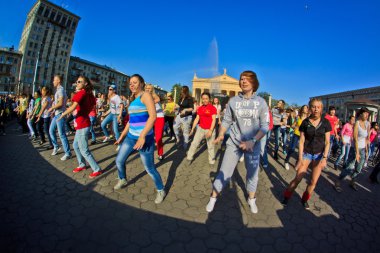 Şehir flaş mafya dans.