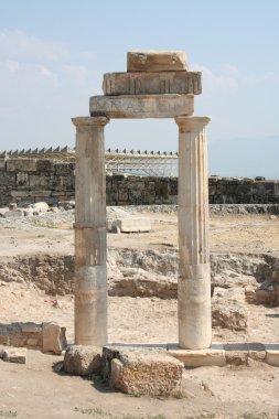 Hierapolis sütununda