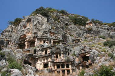 Myra'da antik kaya mezarları