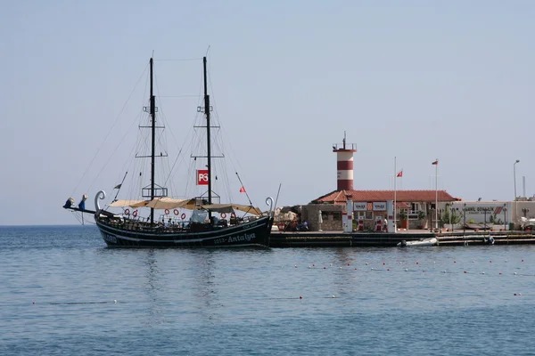 Toeristische piratenschip — Stockfoto